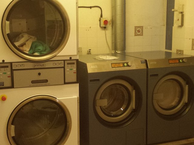 Amberbanks - Miele & Primus Laundry Installation.
